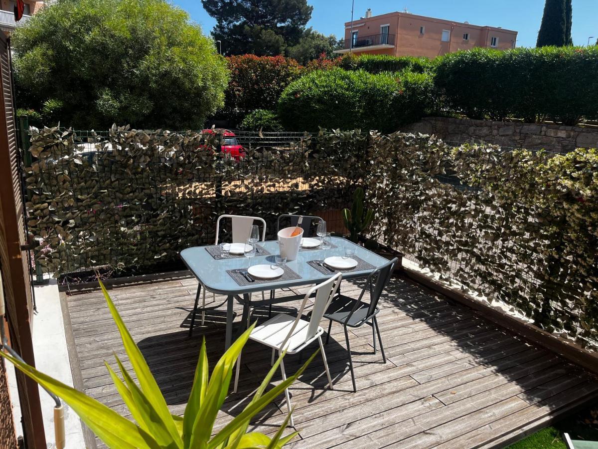 Joli Studio Ensolleille Cavalaire-sur-Mer Extérieur photo