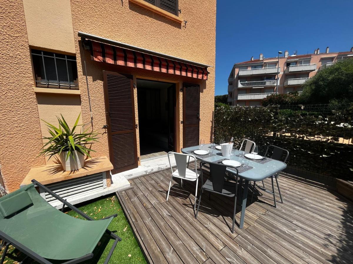 Joli Studio Ensolleille Cavalaire-sur-Mer Extérieur photo